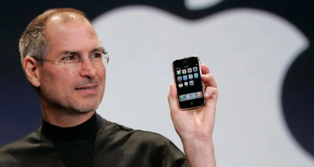 iPhone’нинг 2007 йилда ишлаб чиқарилган биринчи авлод қурилмаси 190 000 долларга сотилди
