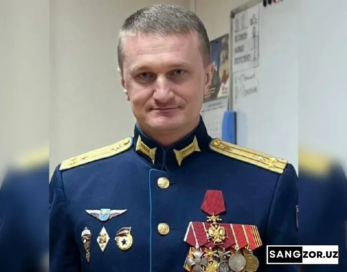 Россия яна бир қўмондонидан айрилди