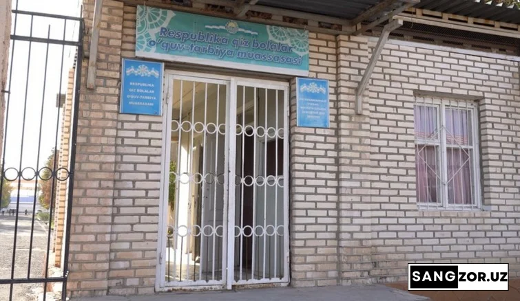 Чиноздаги муассасага қизларни қабул қилишни тўхтатиш масаласи кўтарилди