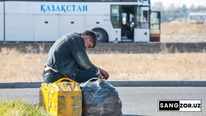 Қозоғистон барча ўзбекистонлик мигрантларни чиқариб юбораётгани ҳақидаги хабарлар рад этилди