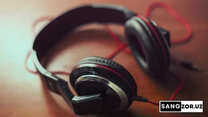 Қулоқчиндан нотўғри фойдаланиш карликка олиб келади