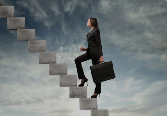 Автомобиль компанияси, кутилмаган лавозим ва «кўк қоғозлар» сири