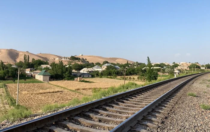 «Хитой – Қирғизистон – Ўзбекистон» темир йўли лойиҳаси қанчага тушиши айтилди