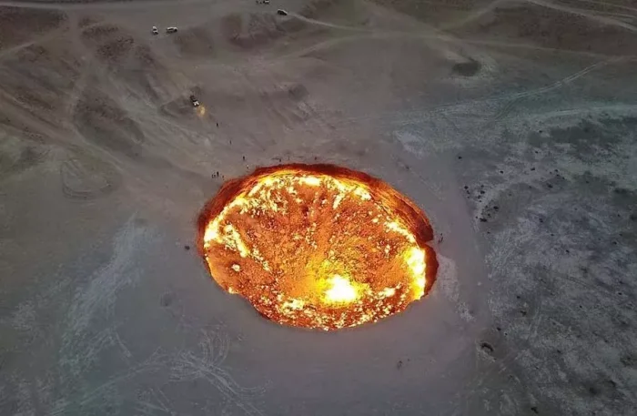 Туркманистон «Дарвоза» кратери оловини ўчириш муваффақиятли кечаётганини маълум қилди