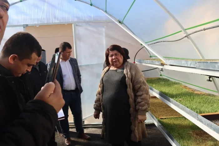 Гулчиликдан миллионерга айланган аёл мукофотланди