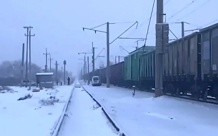 Темирйўлда Damas ва поезднинг тўқнашуви: Жабрланувчилар йўқ