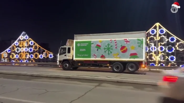 Ўзбекистонда янги йил совғалари болаларга етказилмоқда