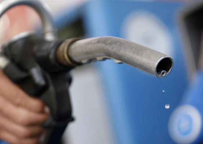 Андижонда 130 миллион сўмлик сифатсиз бензин сотилган: Истеъмолчиларга пул қайтарилади