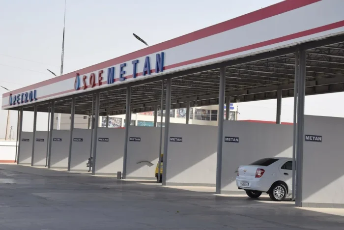 Айрим ёнилғи қуйиш шохобчалари хавфсиз ҳудудларга кўчирилади: нега бу зарур?