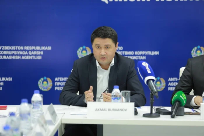 Ўзбекистонда 12 ҳоким қамоқда: Тизимли коррупцияга чек қўйиладими?