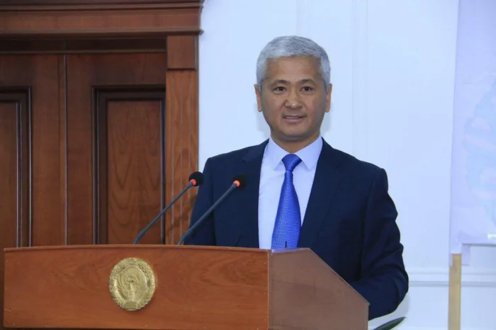 Шароф Рашидов тумани собиқ ҳокими 11 йилга қамалди